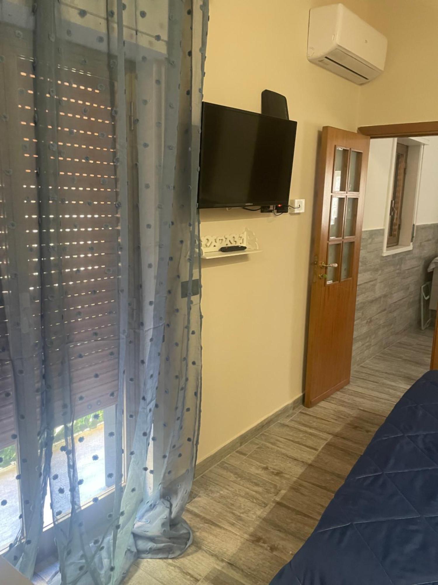 Fronte Mare Arenella Bed & Breakfast Палермо Екстериор снимка